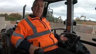 Relieving Hydraulic Pressure - Cat® K Series Small Wheel Loader Operator Tips
